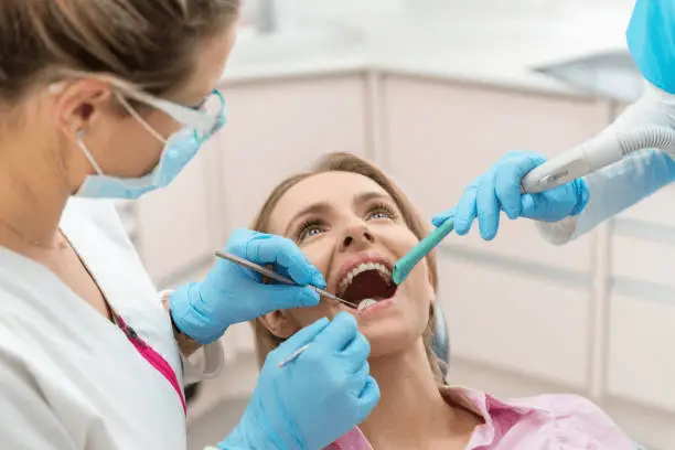 Tips for Maintaining and Cleaning Dentures