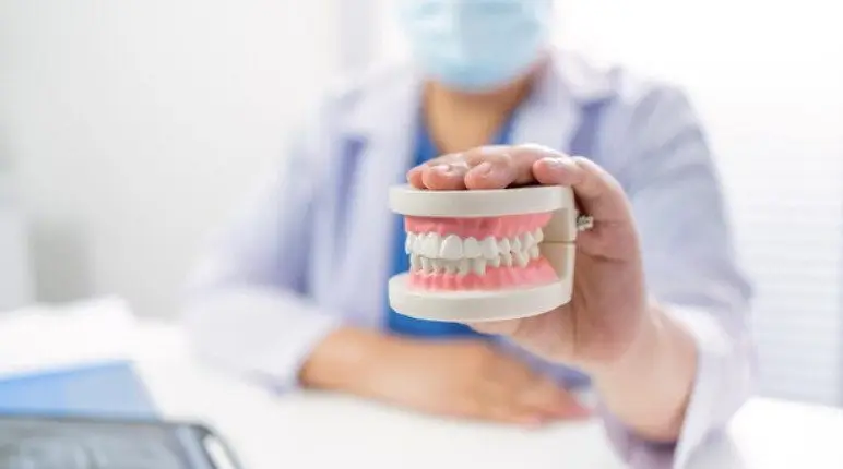 Maintaining and Cleaning Dentures